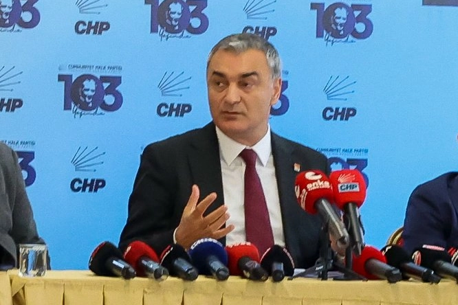 CHP Sözcüsü Sarı'dan istifalara ilişkin ilk açıklama: Hayırlı uğurlu olsun