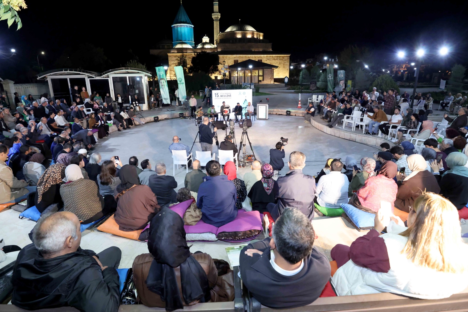 Konya'da 15. Uluslararası Mevlânâ Şiir Şöleni