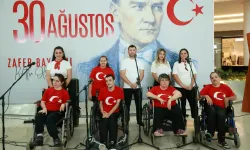 Bursa Osmangazi'de zafer türkülerle kutlandı