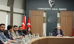 Kılıçdaroğlu, CHP Gençlik Kolları yönetimiyle buluştu