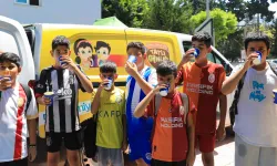 Mersin'de yaz sıcaklarına limonlu serinlik