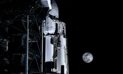 SpaceX'ten Ay'a çarpma açıklaması: Sorumlu uzay operasyonları için çalışıyoruz