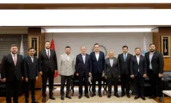 AK Partili gençler Başkan Büyükkılıç'la buluştu
