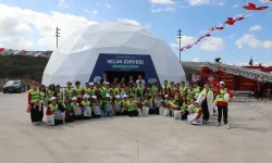 'Mavinin Derinlikleri' öğrencilerle buluştu